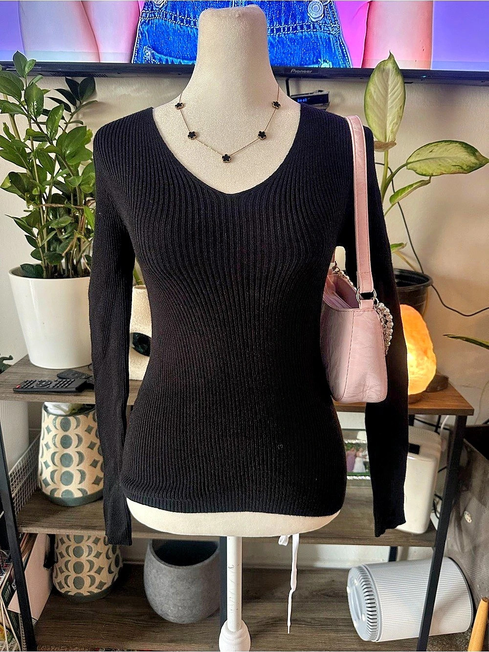 Active USA Ribbed Scoop Neck Sweater in Black Small